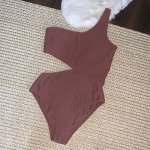 One shoulder monokini